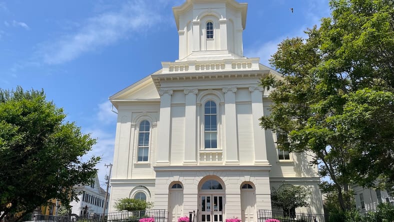 Library Provincetown